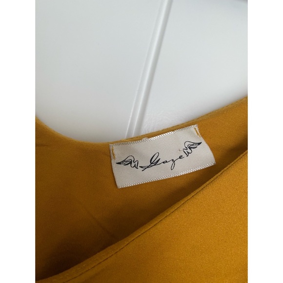 Retro Inspired Bodysuit - Picture 3 of 3